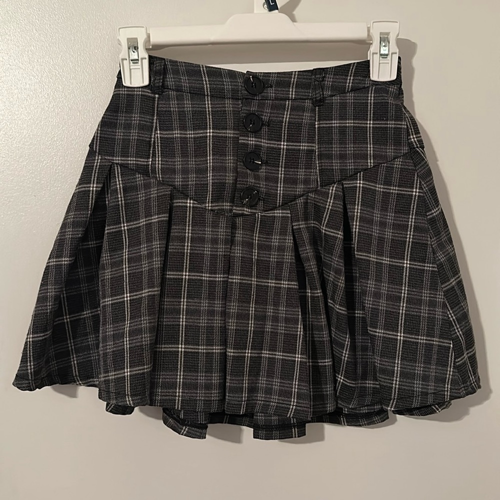 Girls plaid skirt size XS